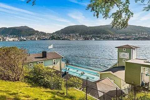 Apartmán Dinbnb L 700m To Aquarium I 6th Floor And Elevator - Value For The Money *
